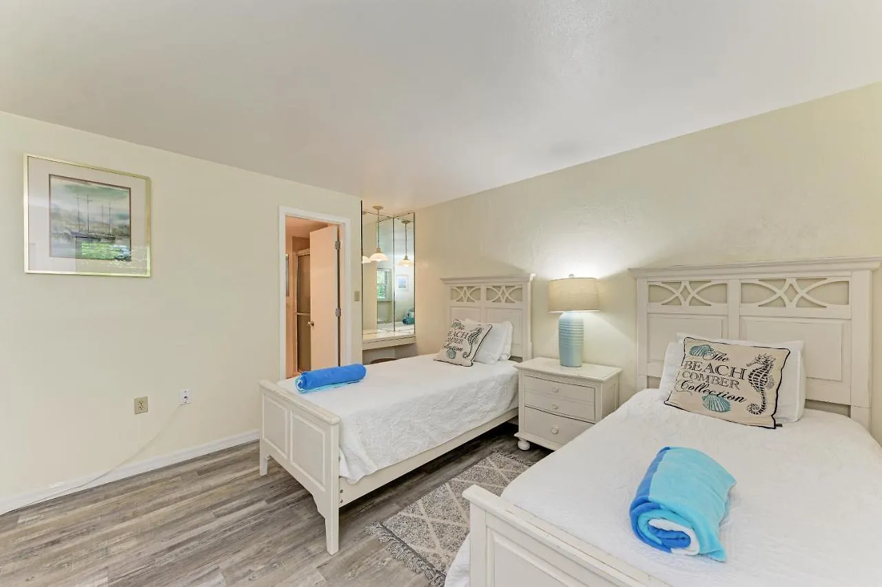 Sea Grape 3 - Beachfront * Longboat Key
