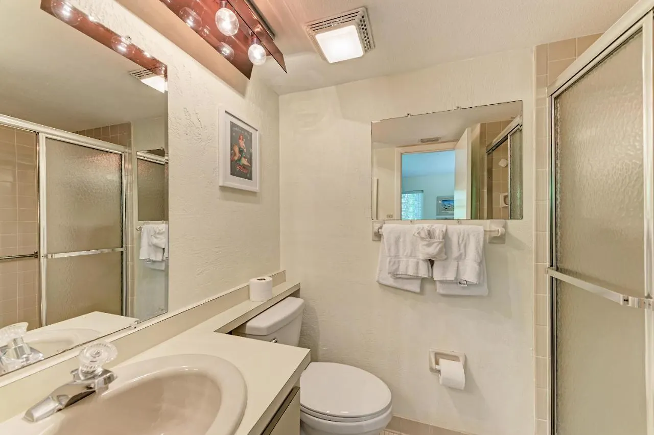 Sea Grape 3 - Beachfront Longboat Key