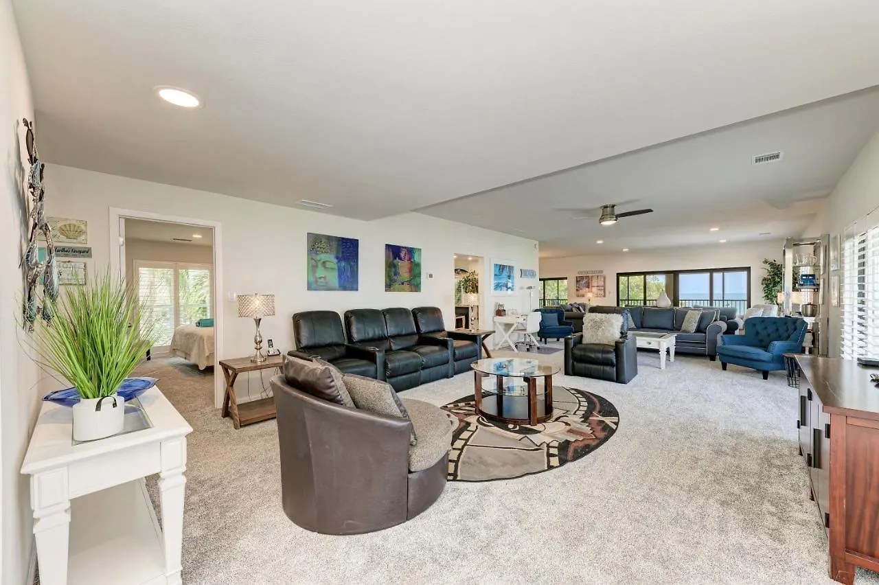 Sea Grape Inn8- Beachfront * Longboat Key