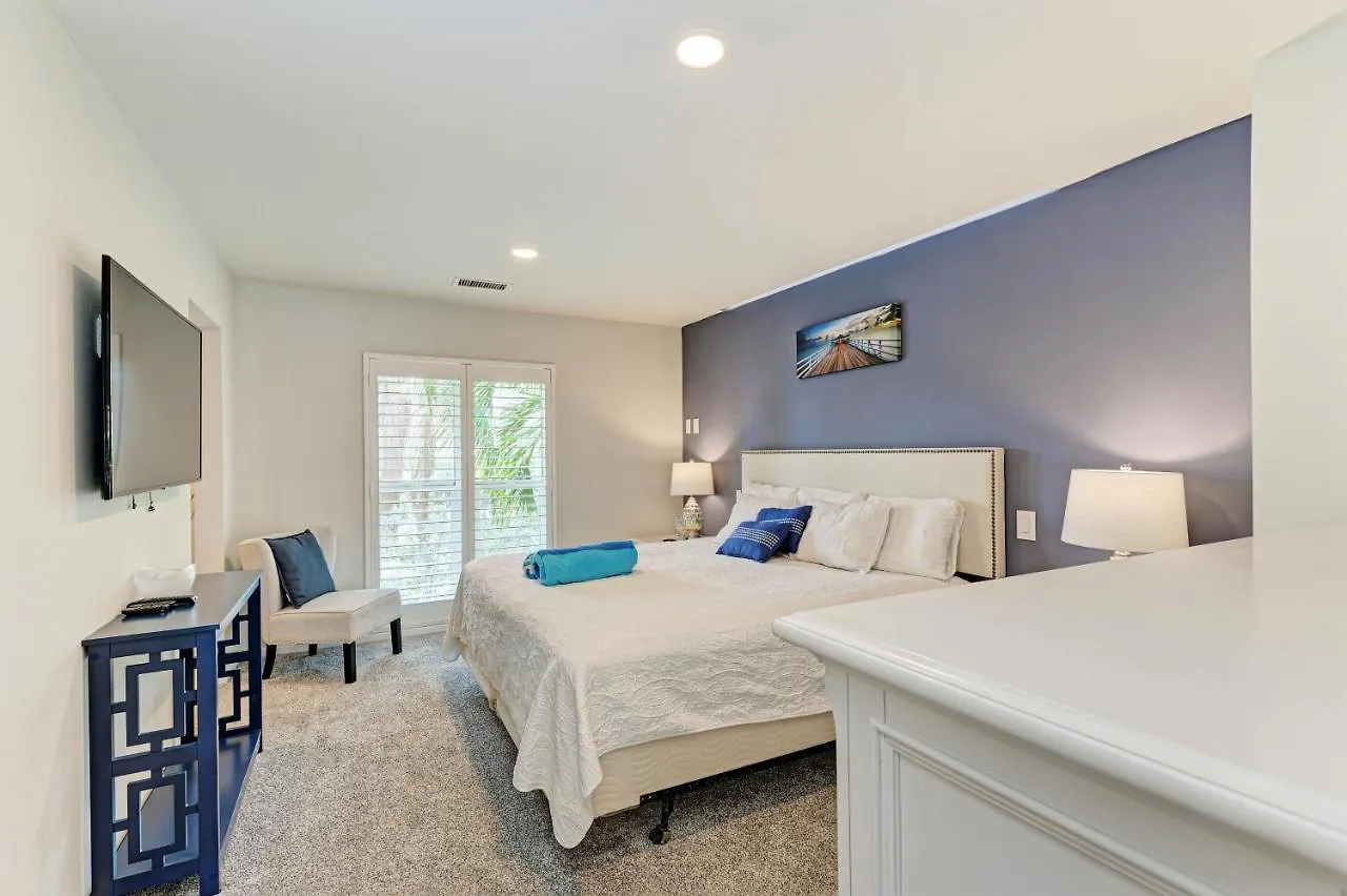 Apartment Sea Grape Inn8- Beachfront Longboat Key
