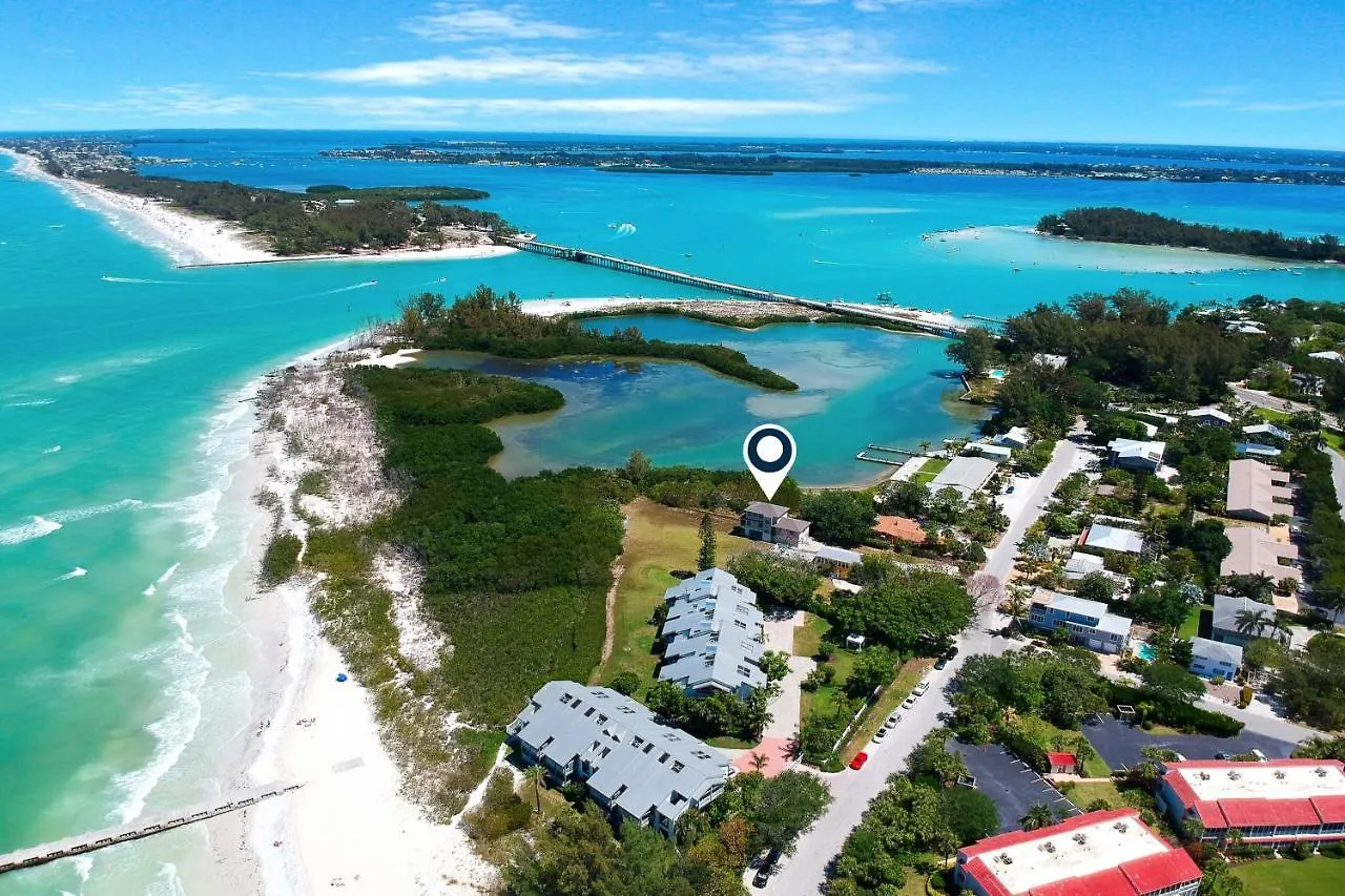 To Bay View Holiday home *