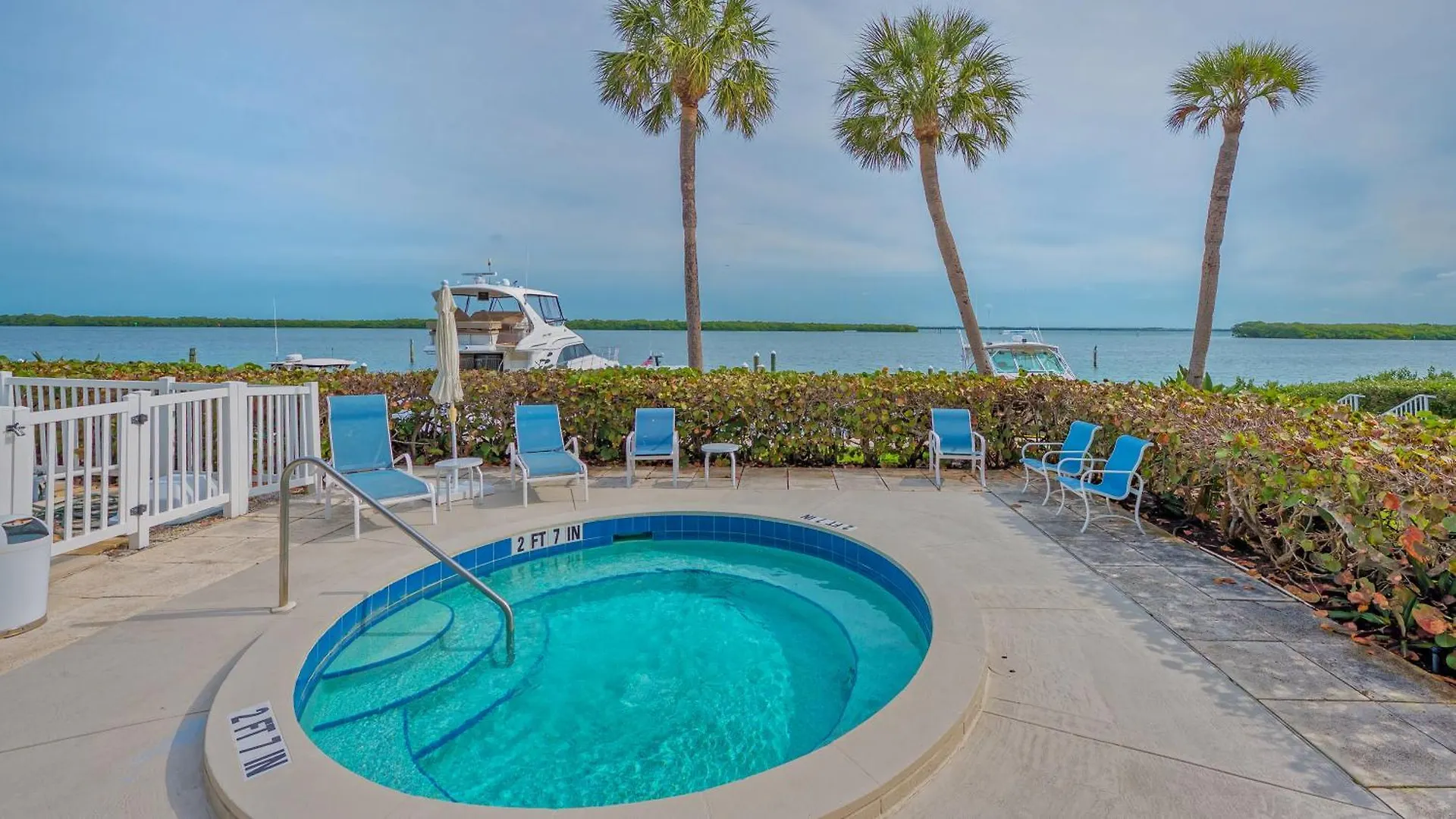 Paradise #111 On Longboat