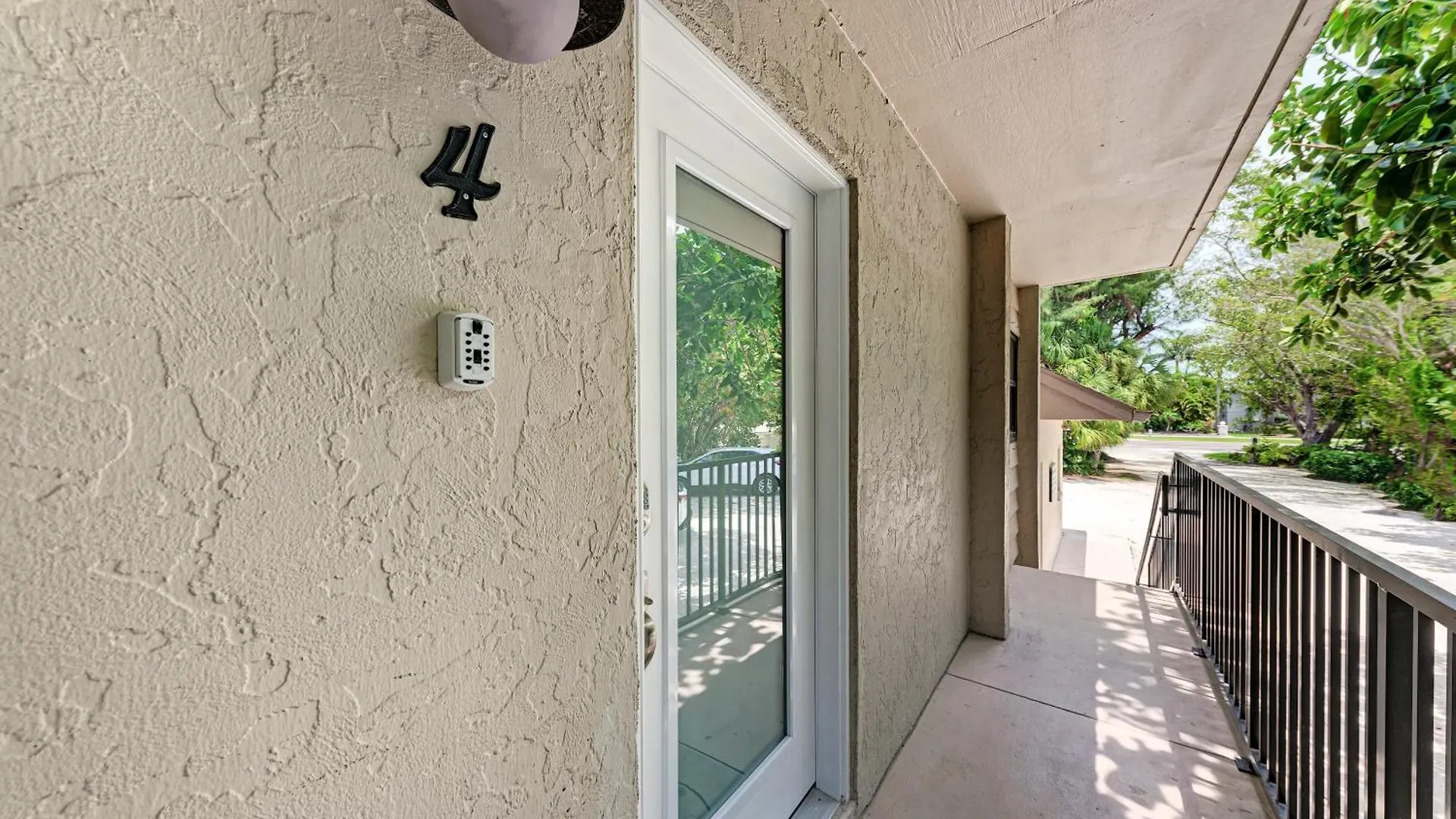 Sea Grape 4- Beachfront * Longboat Key
