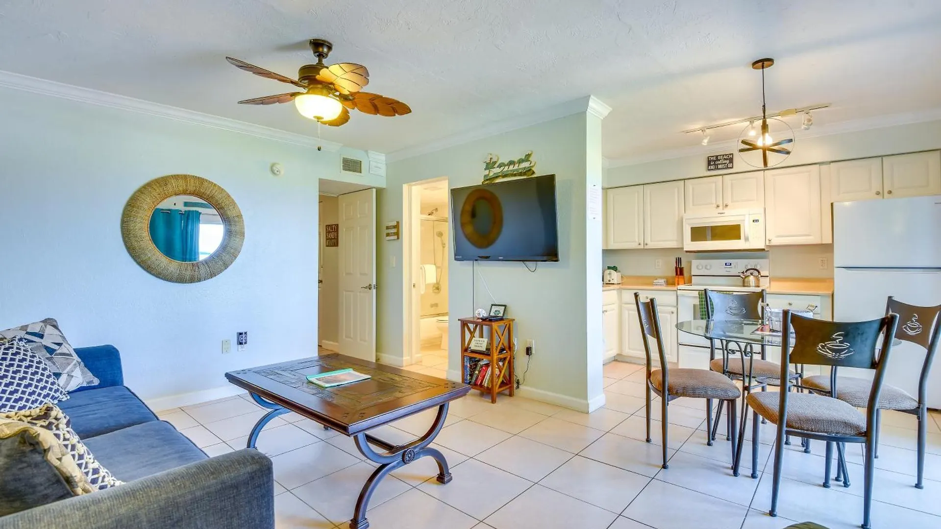 Gulf Getaway With Porch And Direct Access! *