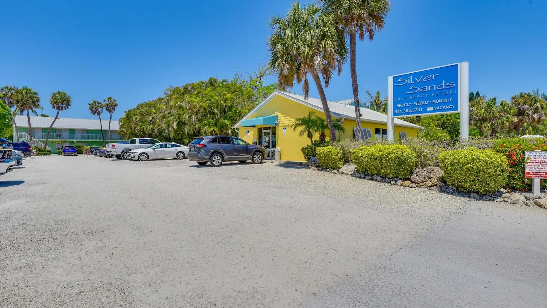 Gulf Getaway With Porch And Direct Access! *