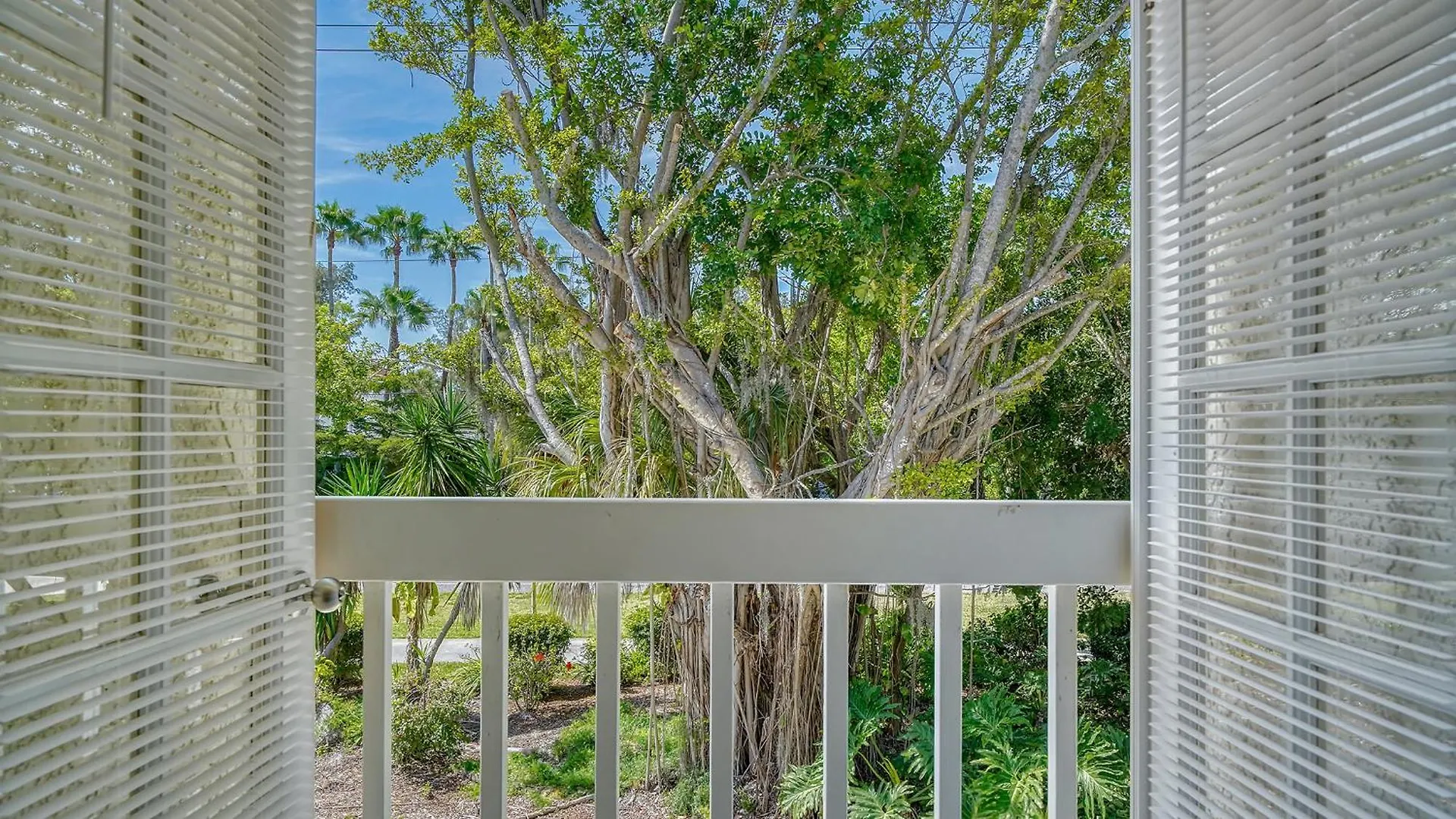 White Sands Of Longboat Apartment Longboat Key