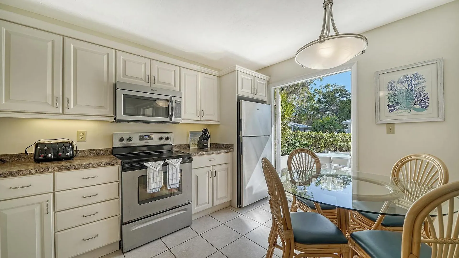 White Sands Of Longboat Apartment