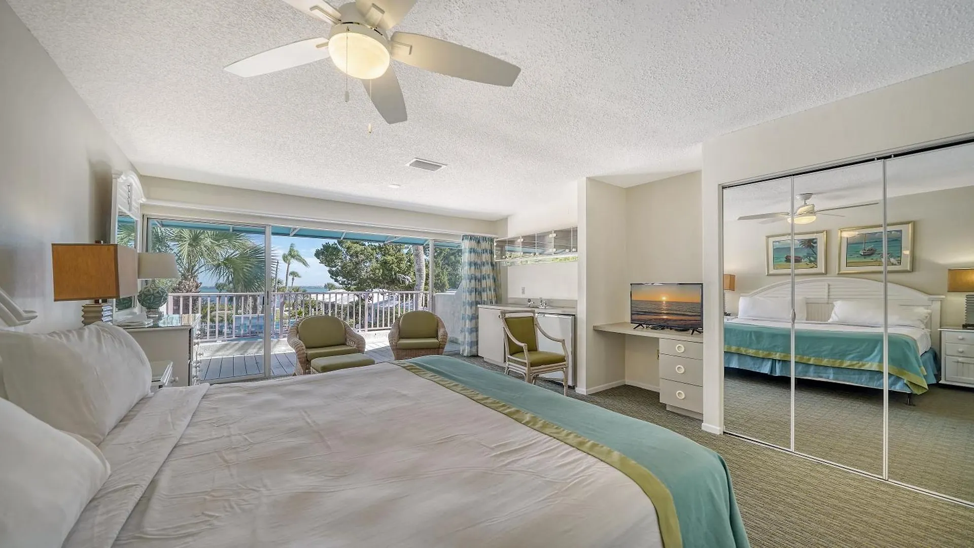 White Sands Of Longboat Apartment