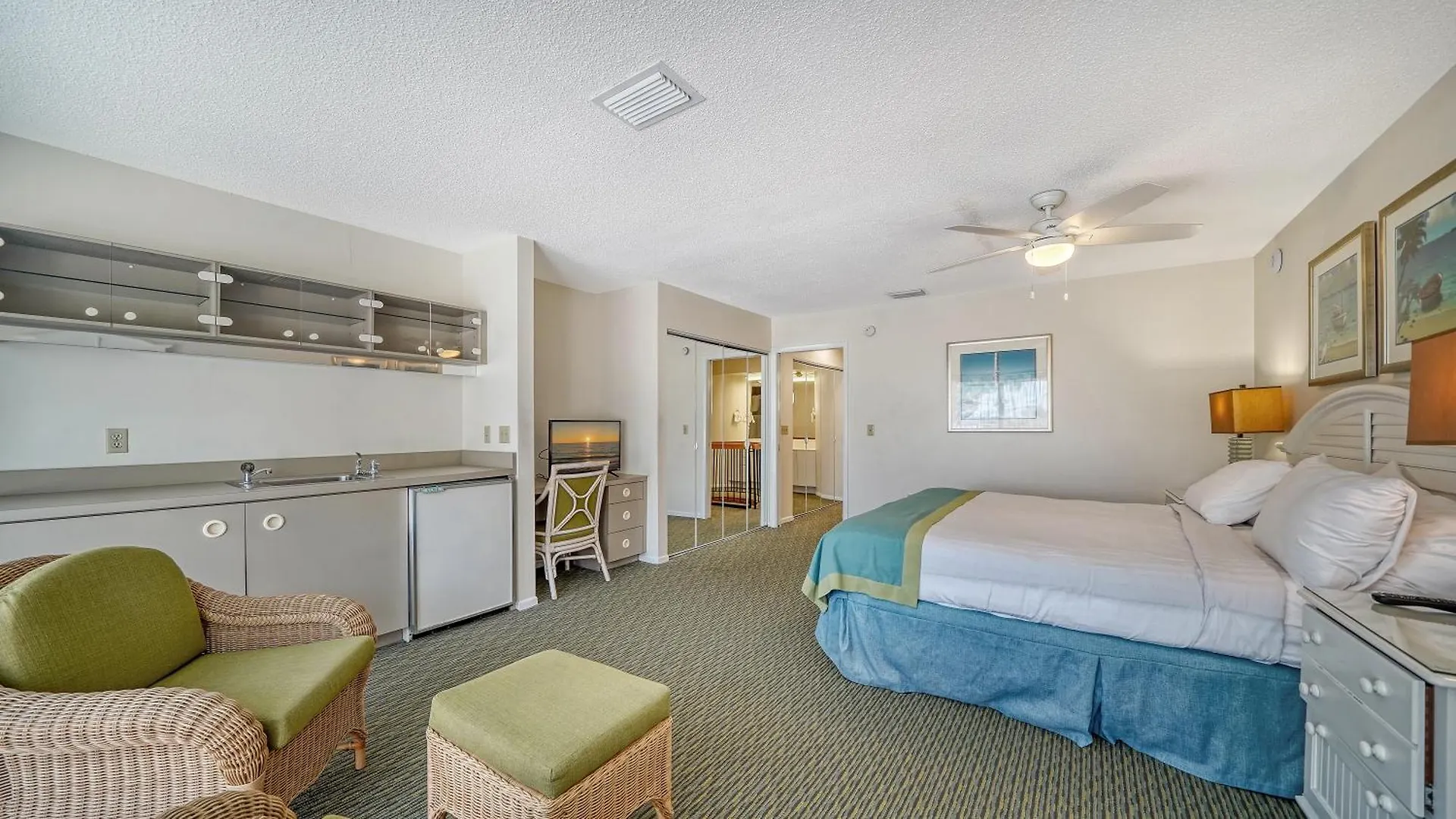 White Sands Of Longboat Apartment *