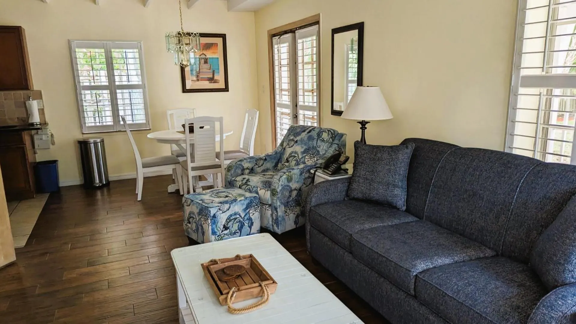 Little Gull Apartment *