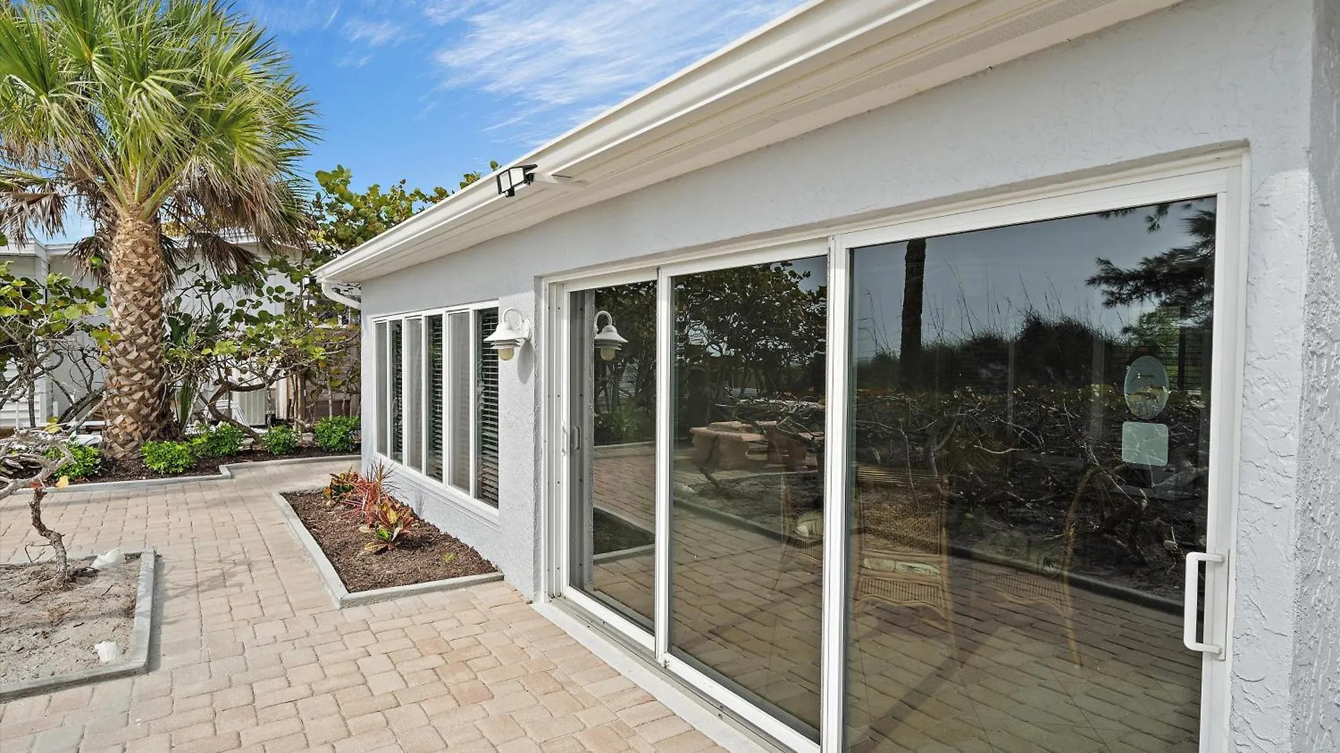 Hermanas 3 Apartment Longboat Key
