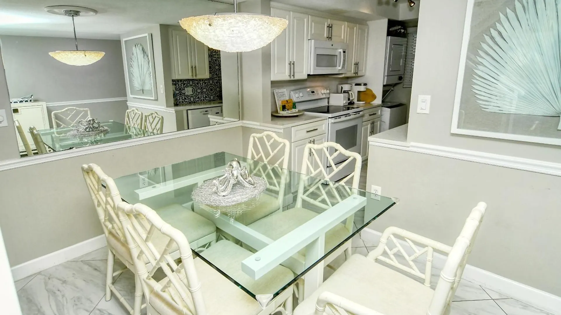 Laplaya 108b: Gulf View Retreat With Private Balcony Apartment Longboat Key