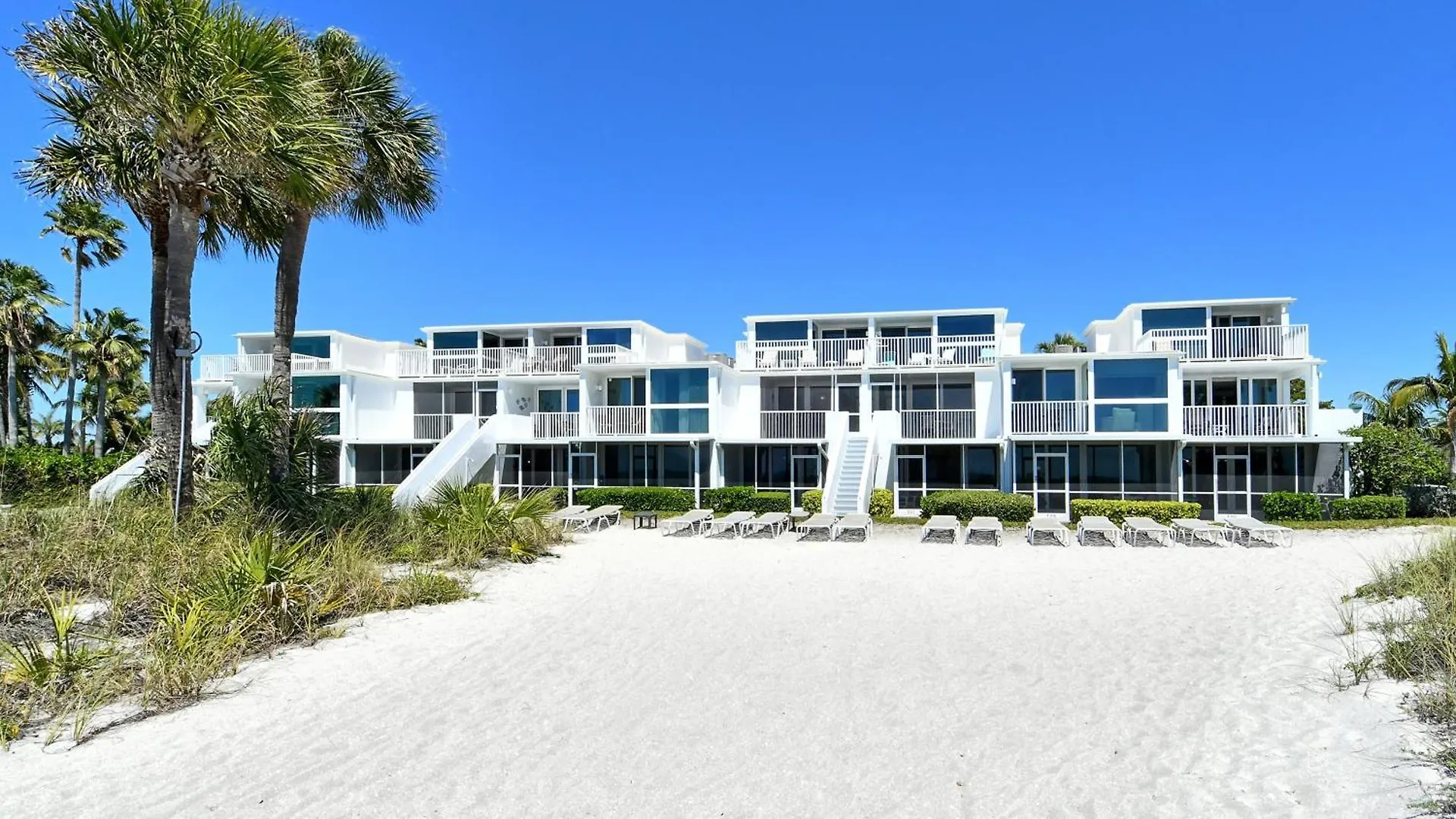 Apartment Laplaya 108b: Gulf View Retreat With Private Balcony *