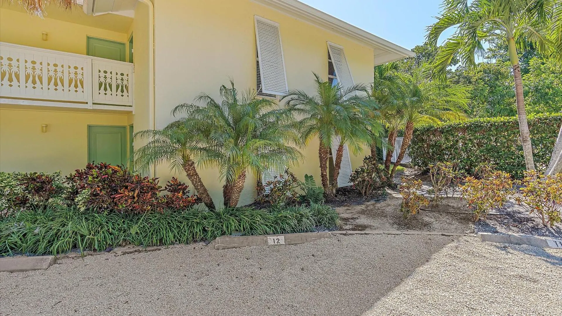 Apartment Just Beachy Longboat Key