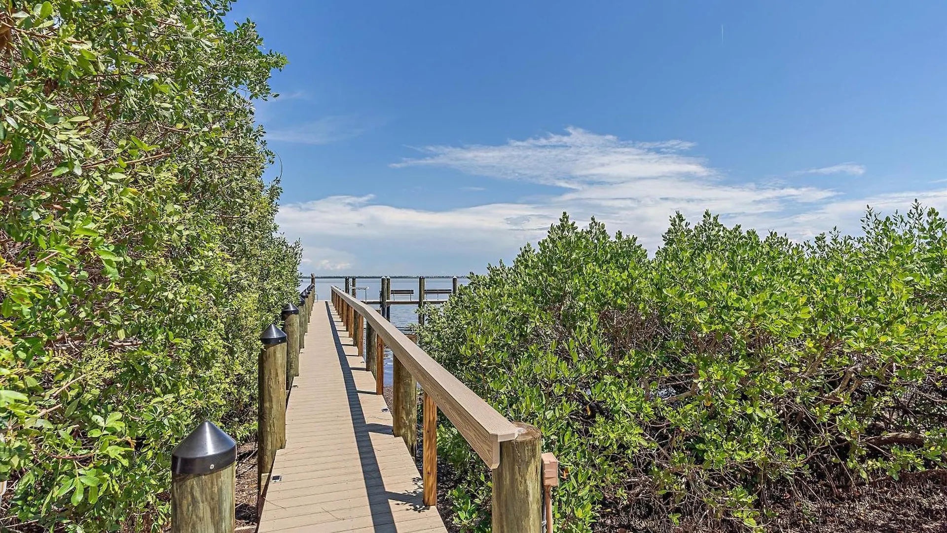 Apartment Just Beachy Longboat Key
