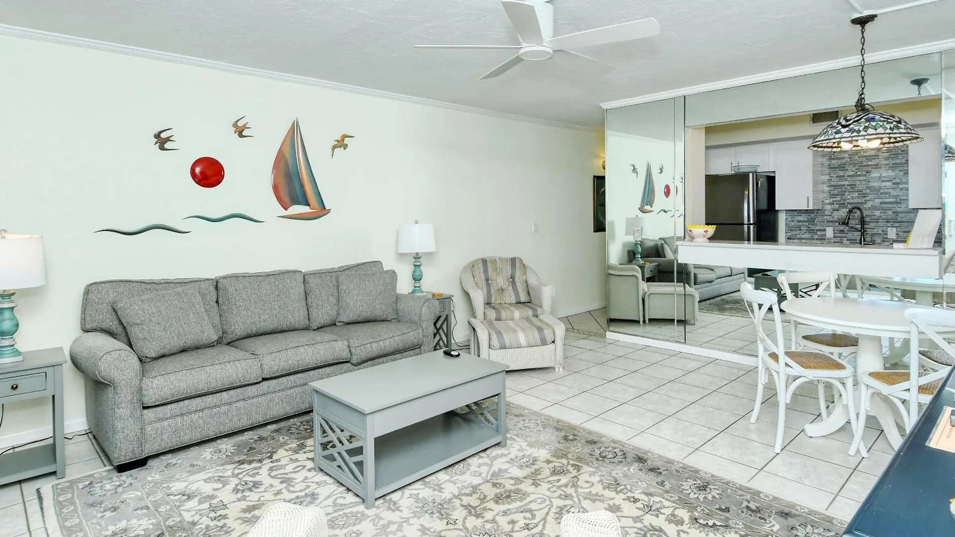 Laplaya 106a Front Just Steps To The White And Turquoise Gulf Of Mexico * Longboat Key