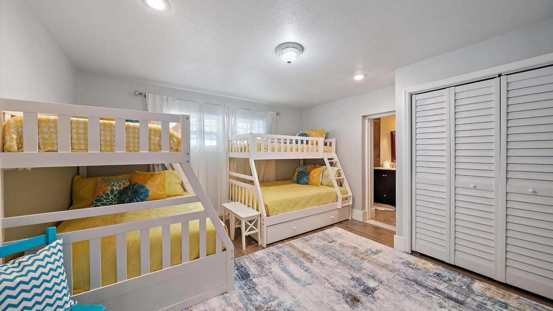 Decked Out On Marbury * Longboat Key