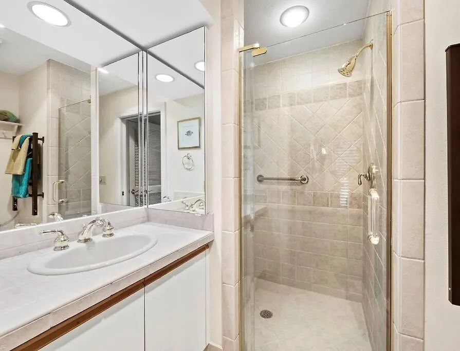 Waterfront, Spa/pool, Private Paradise On Lbk! Apartment