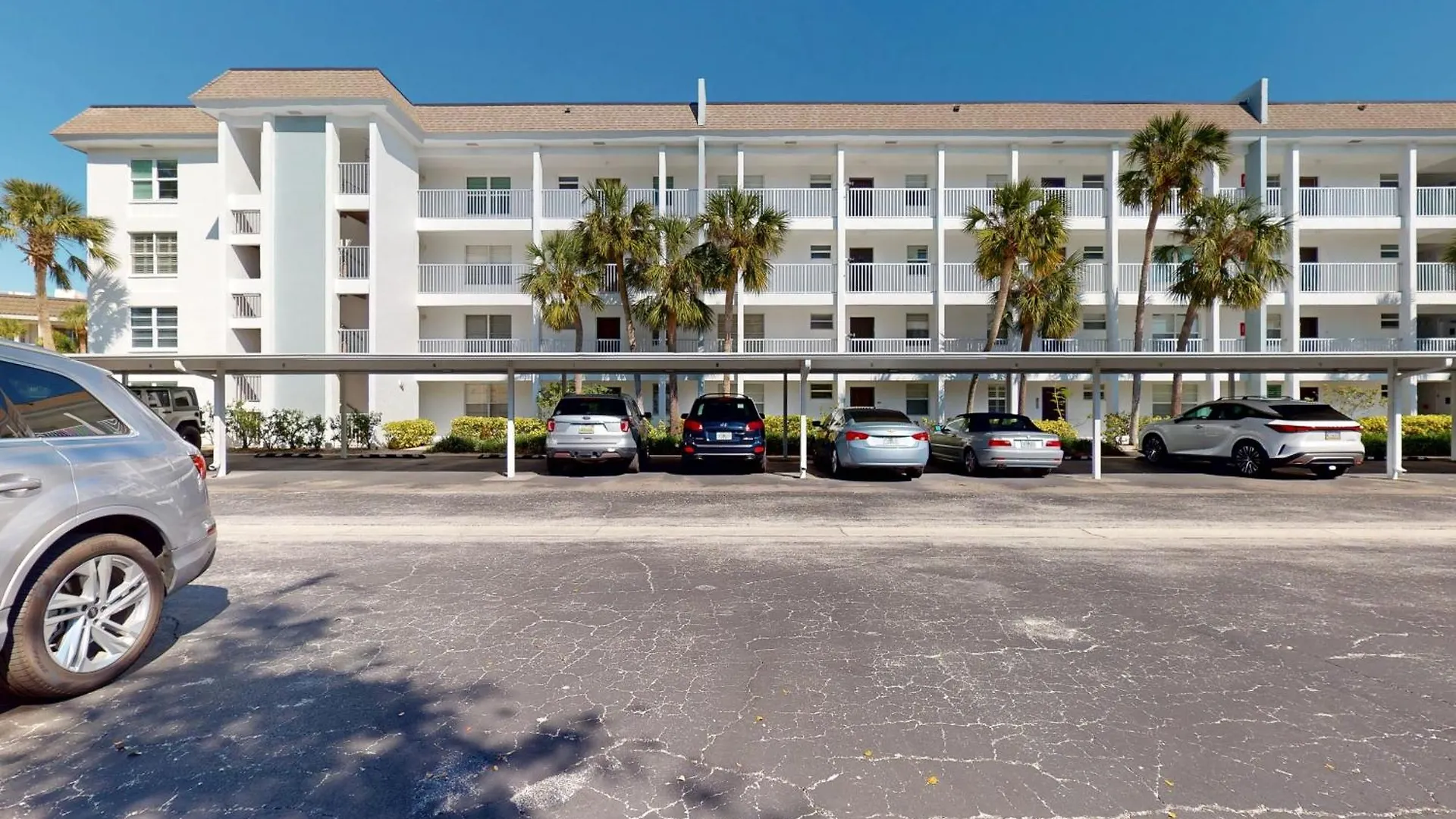 Another Day In Paradise Apartment Longboat Key