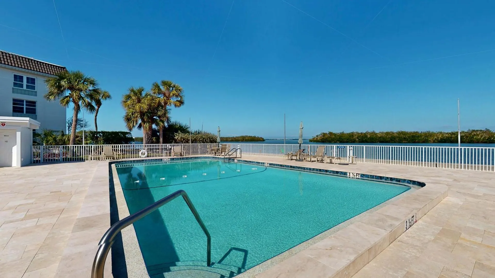 Apartment Another Day In Paradise Longboat Key
