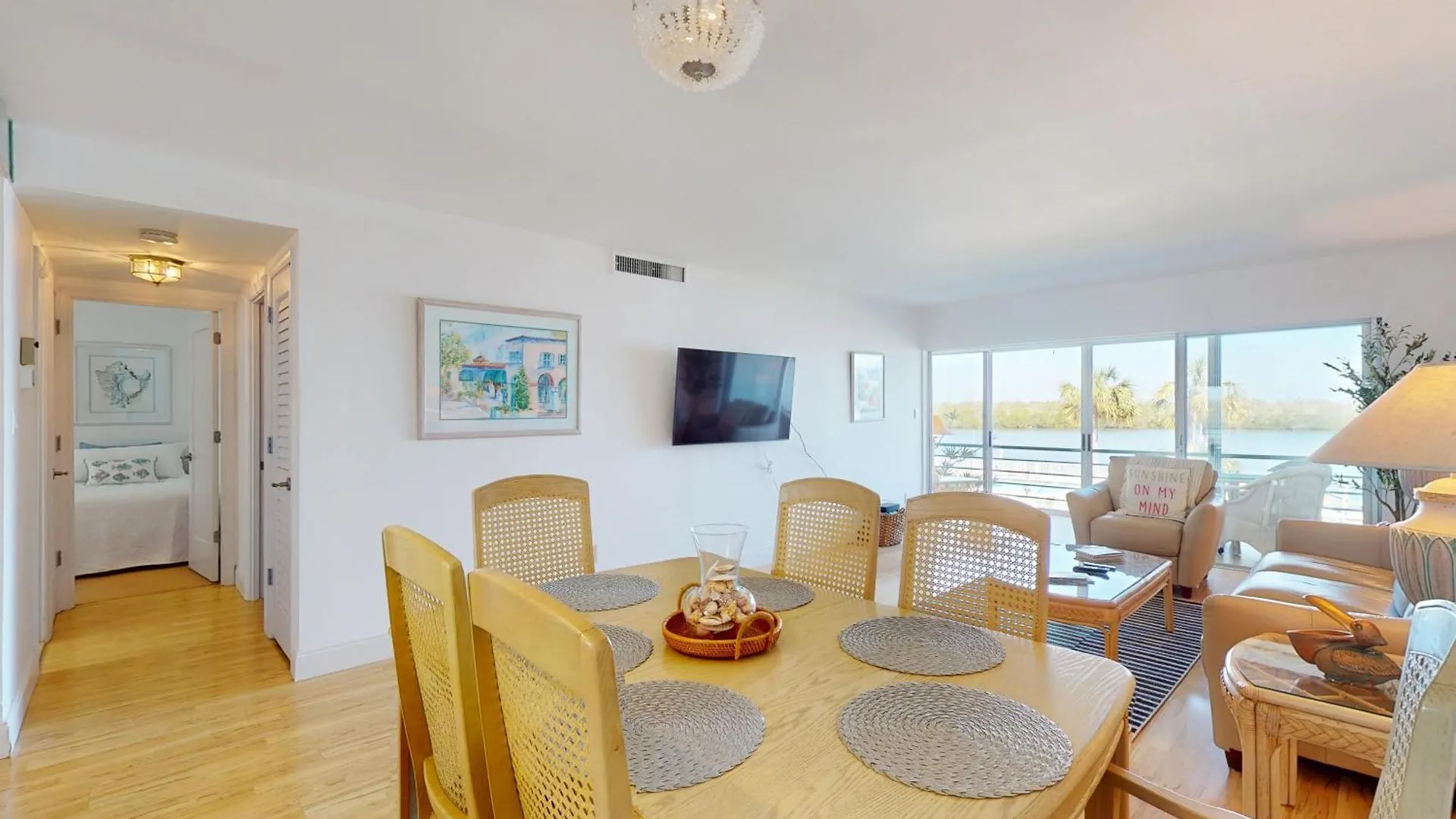 Another Day In Paradise Apartment *