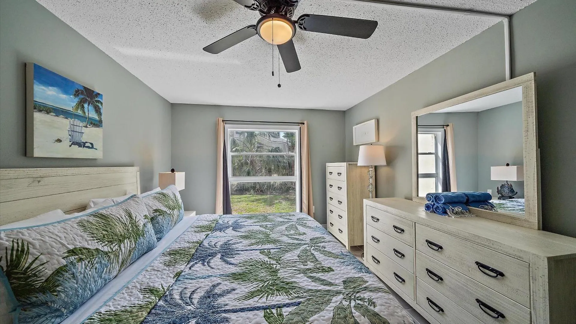 Haven Apartment *