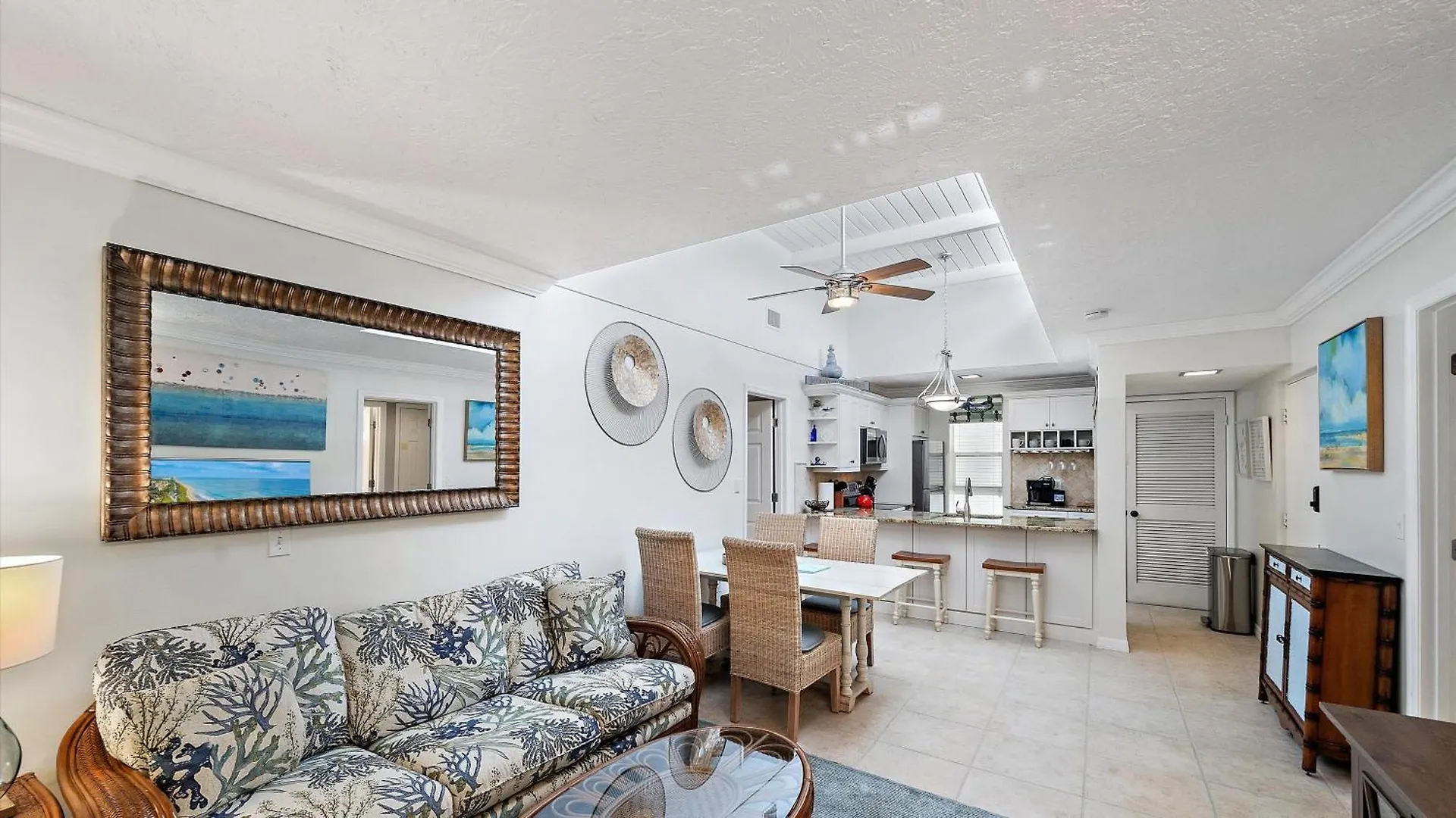 Apartment Just Beachy