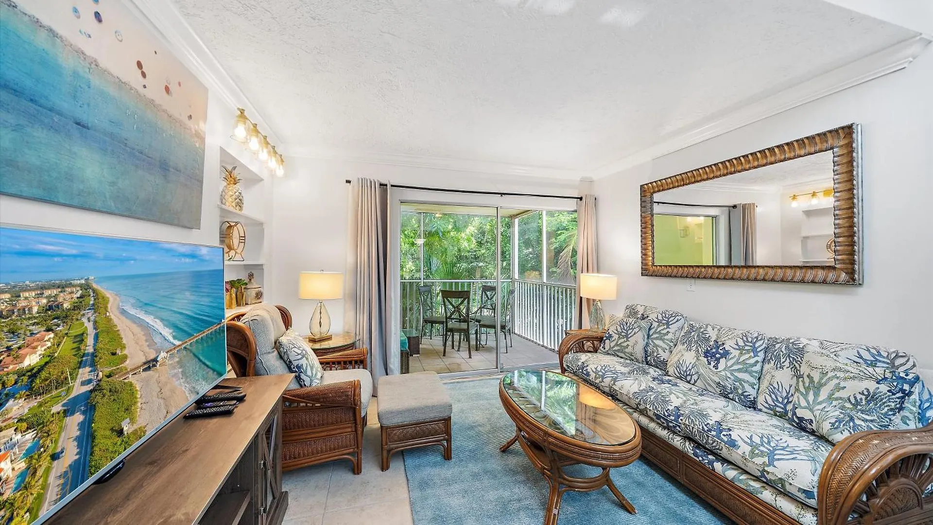 Apartment Just Beachy Longboat Key