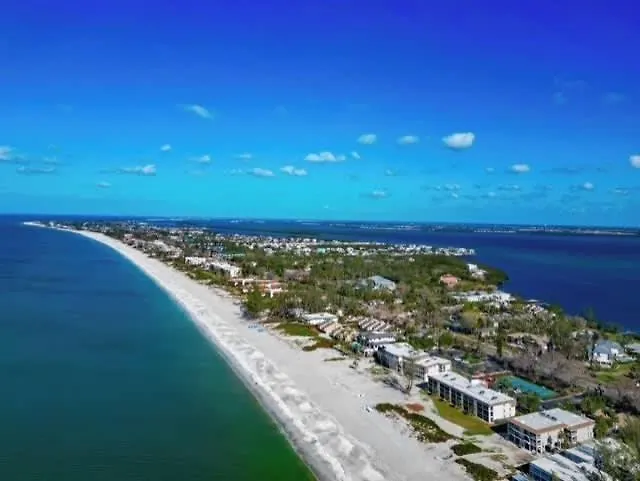 Apartment Luxury Beachfront Retreat On Longboat Key