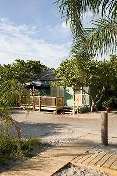 Rolling Waves Beach Cottages 酒店 朗博特岛