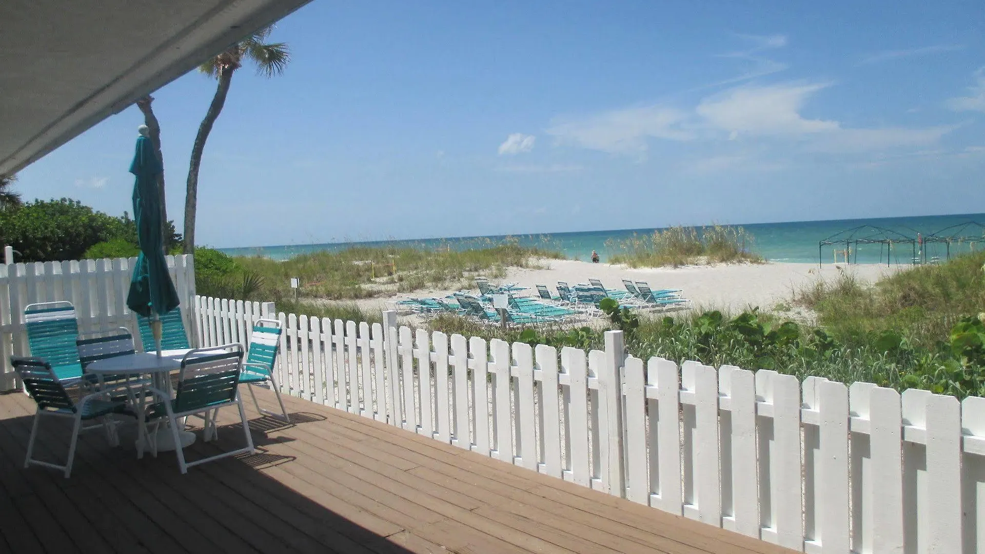 Sea Club I By Rva