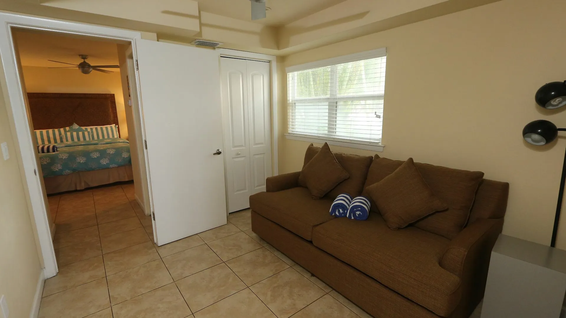 Apartment The On *