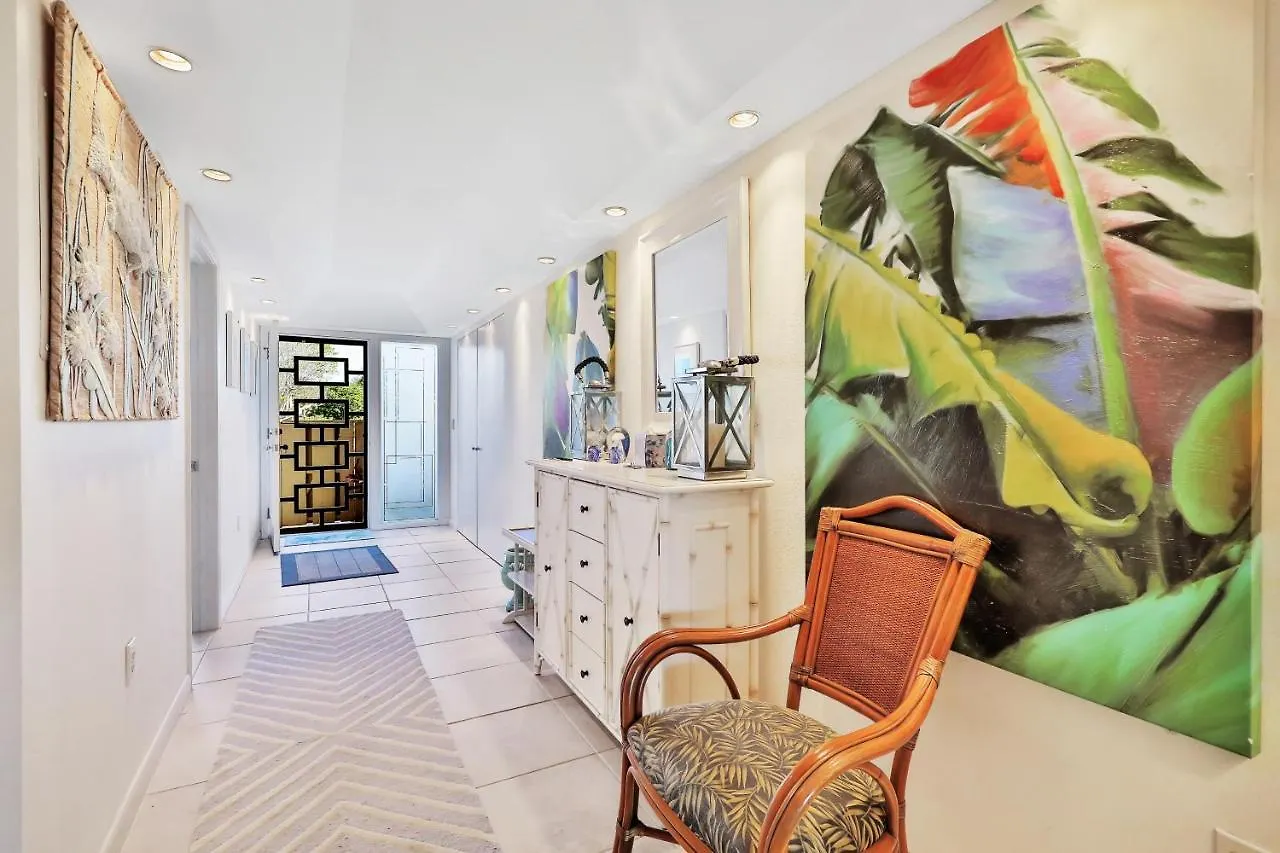 Whitney View 332