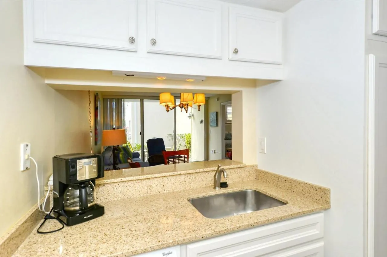 Laplaya 101e-relax On Your Private Lanai Under The Palms! Appartement Longboat Key