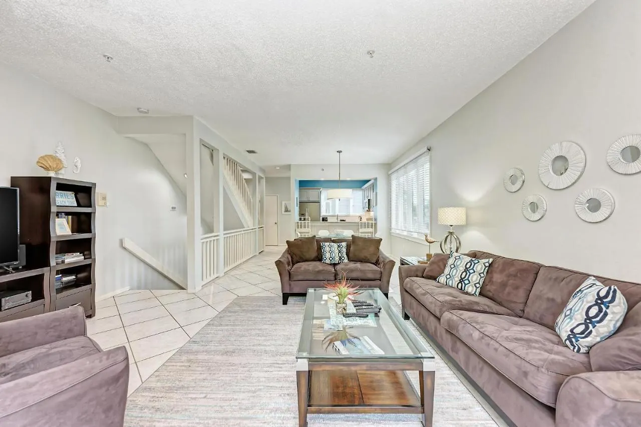 Cedars House-pet Friendly-2 Minute To The Apartment Longboat Key