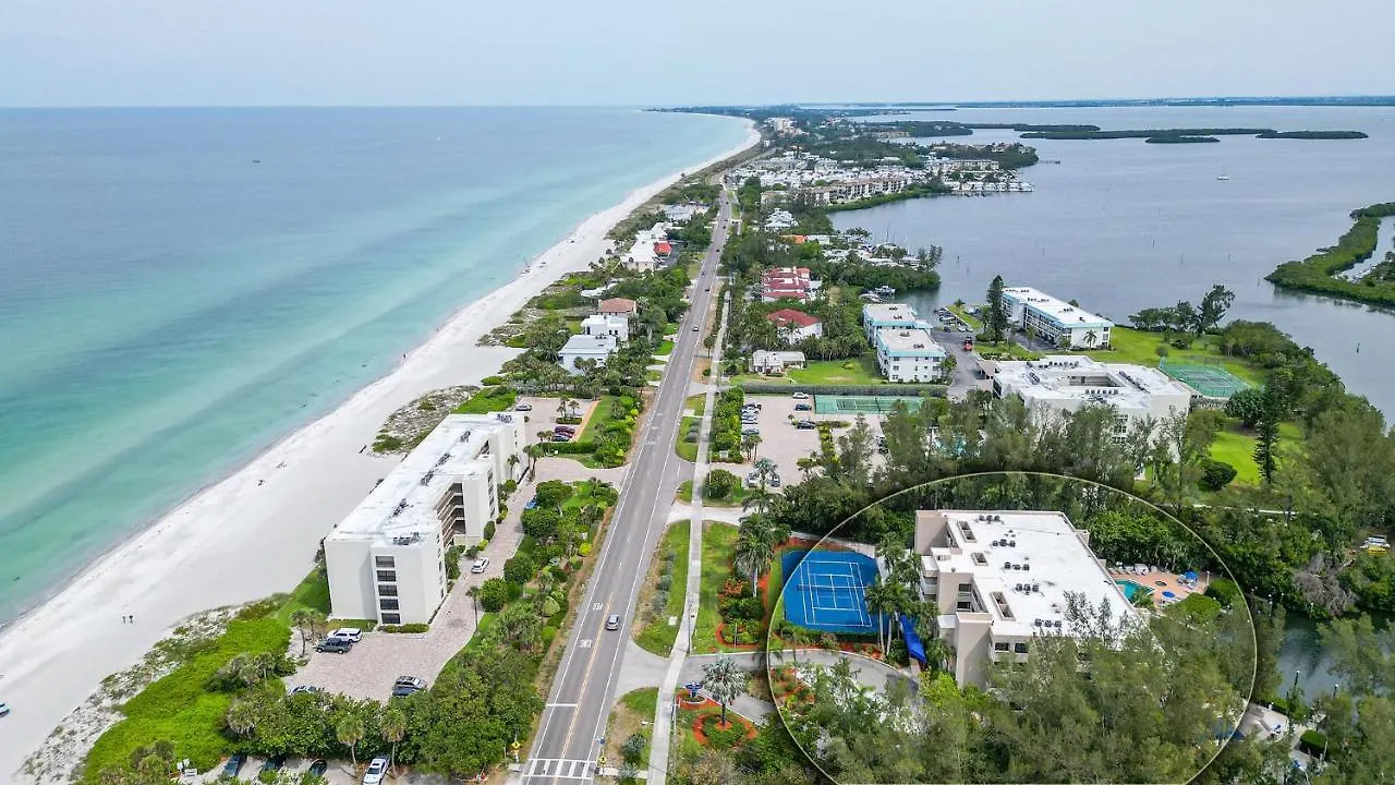 Longboat Bay Club * Longboat Key