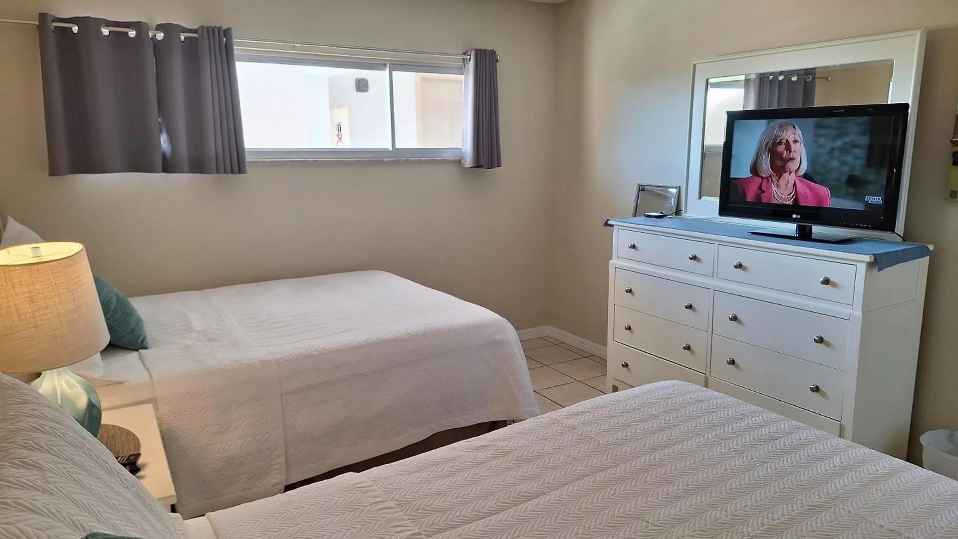 Inn Turtle Crawl - 4*