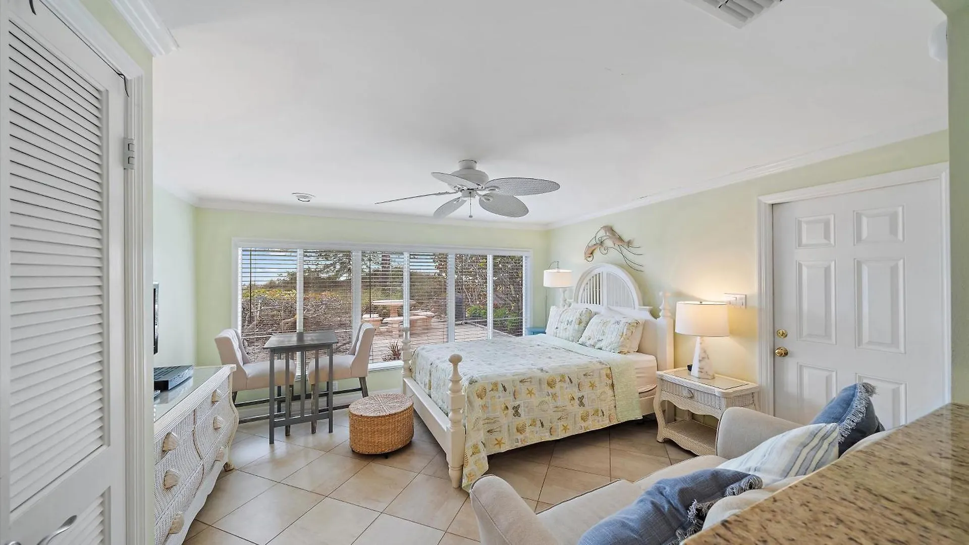 Apartment Hermanas 4 *