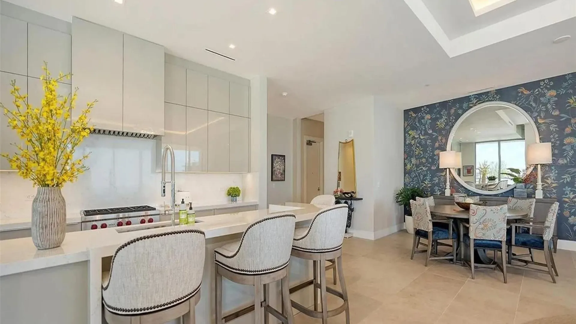Beautiful Corner With Gulf And Bay Views Appartamento *