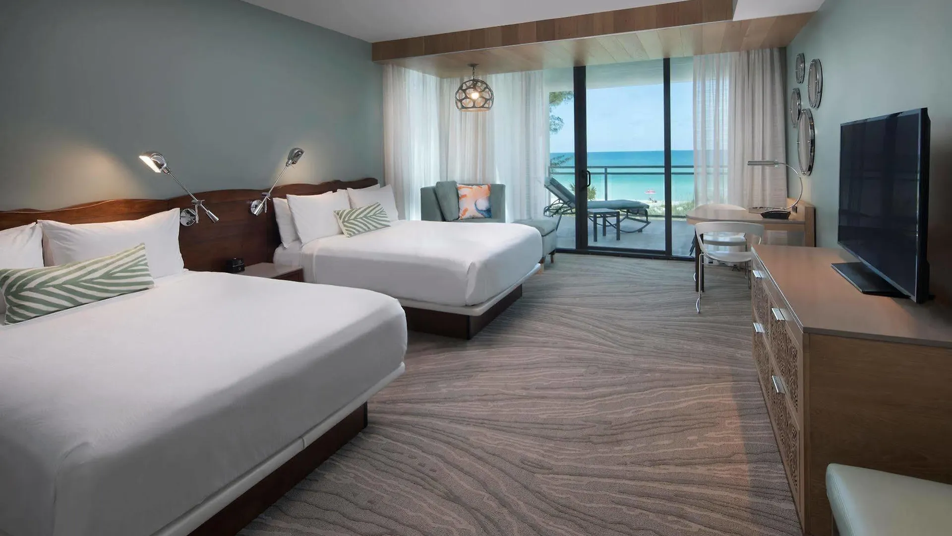 Zota Longboat Key